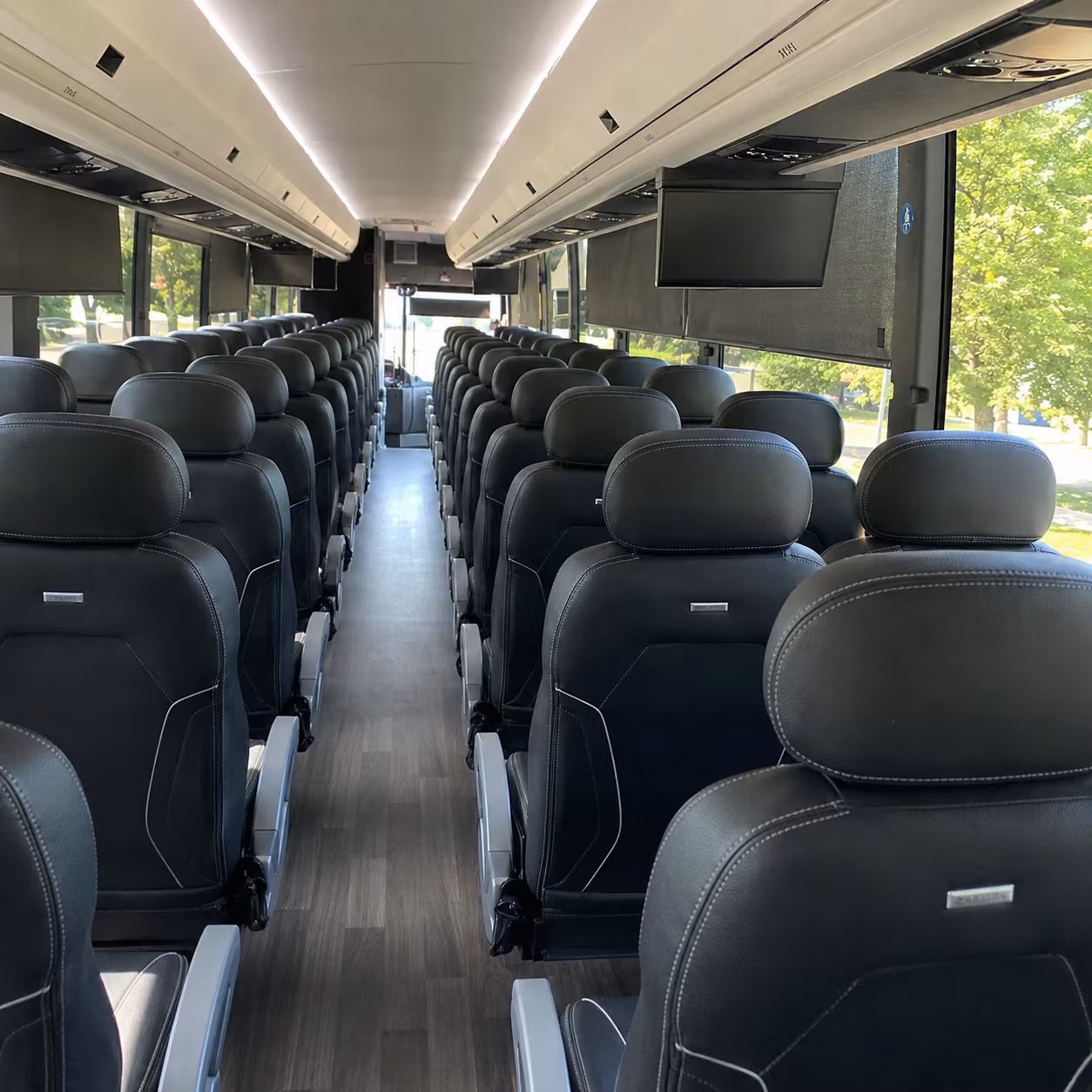 charter buses for history and cultural field trips in the la area