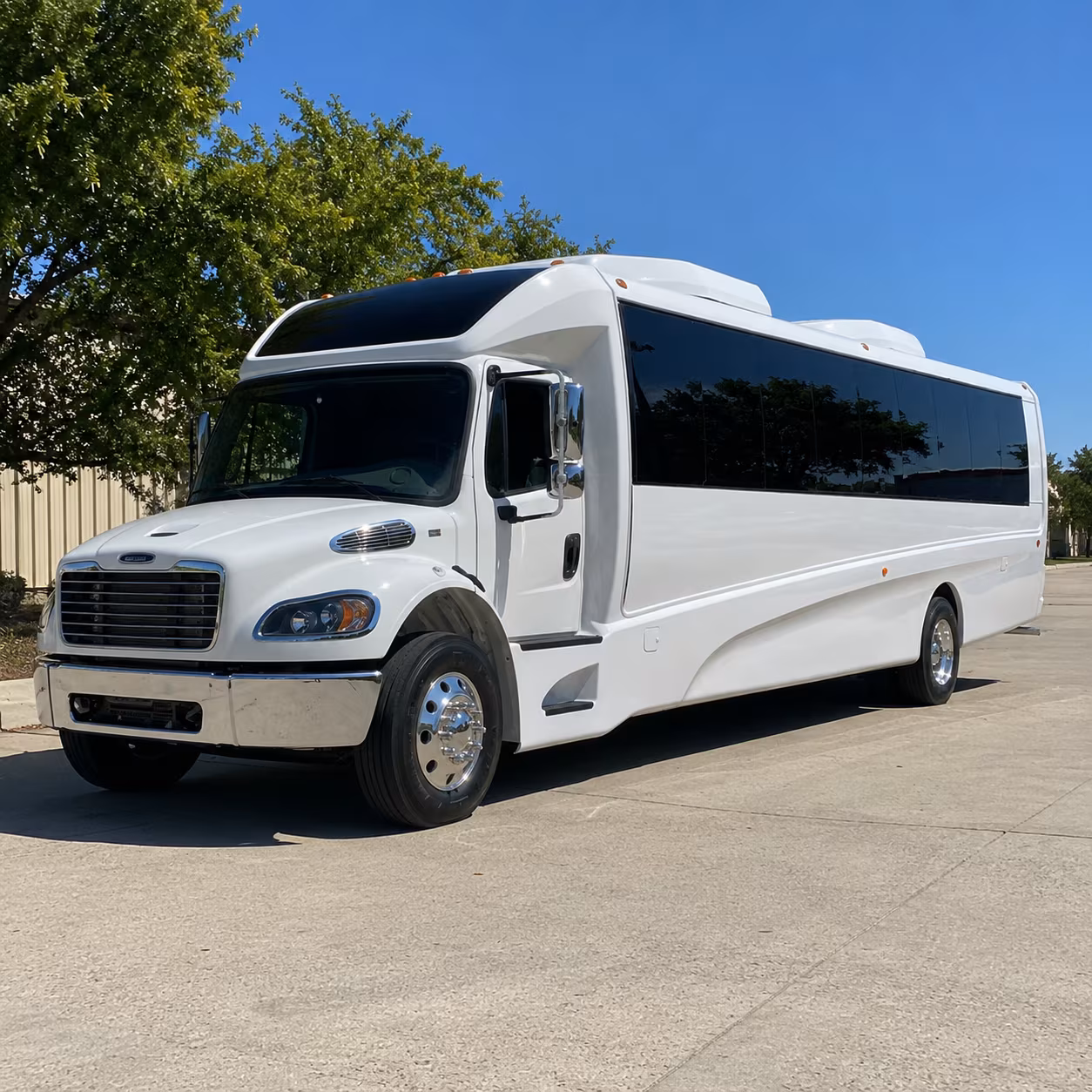 los angeles 20 passenger minibus