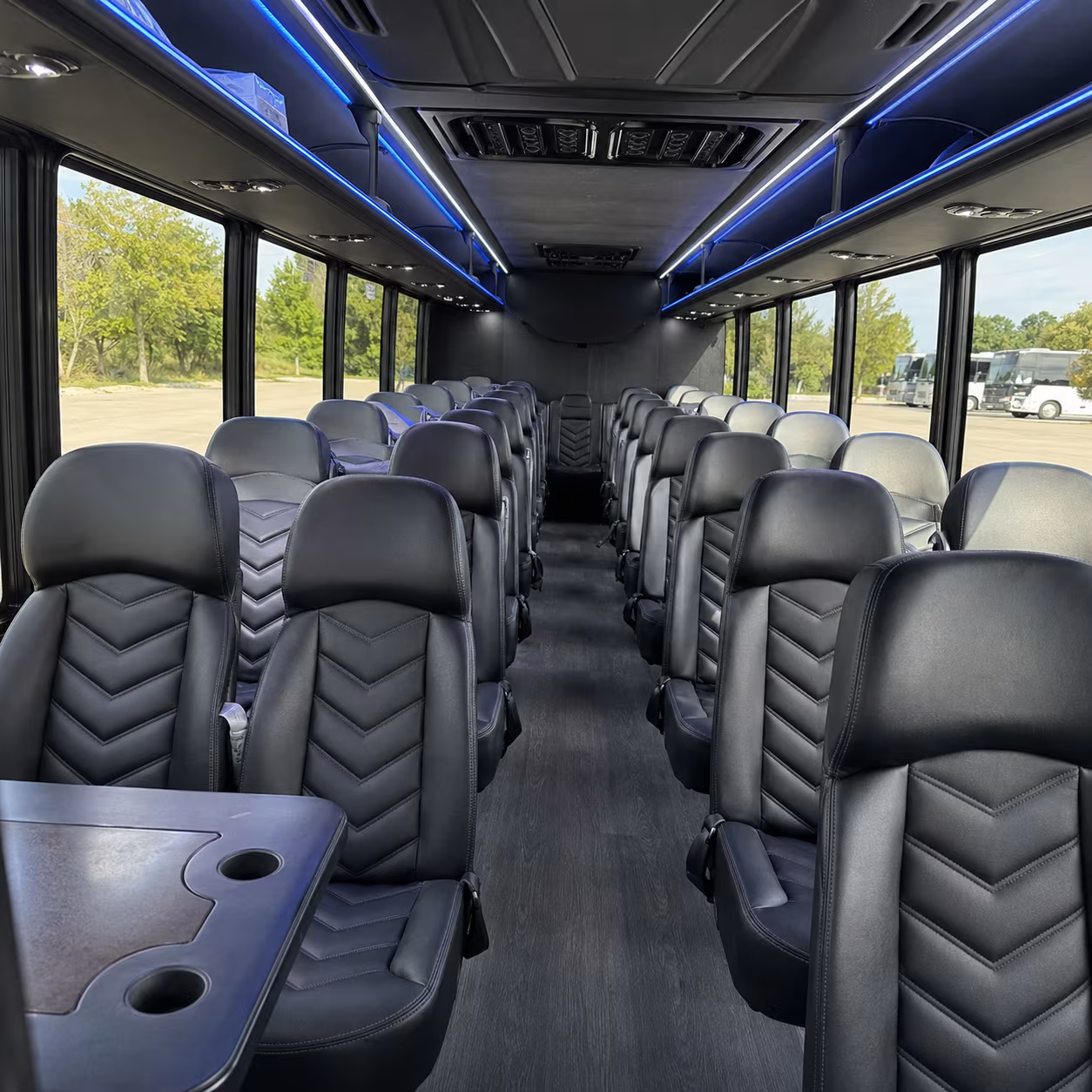 minibus rentals for smaller los angeles wedding groups