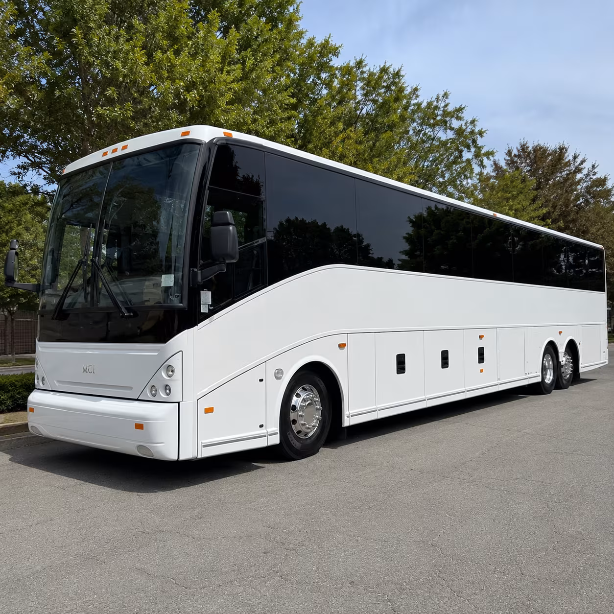 secure transportation for your next airport transfer 1