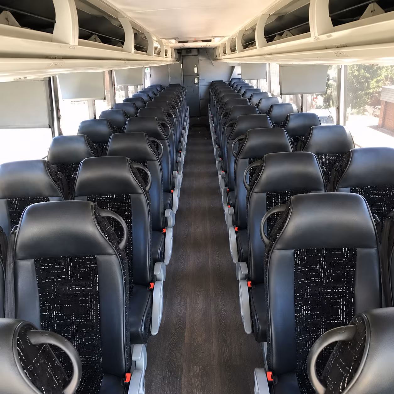 secure transportation for your next convention or trade show 4