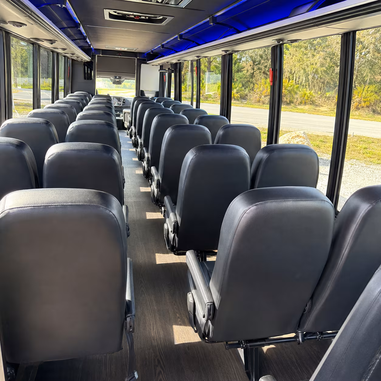 why rent using losangelesminibuscompany com